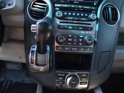 Used 2012 Honda Pilot Touring image 20