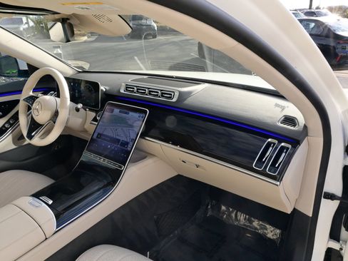 Used 2022 Mercedes-Benz S 580 4MATIC Sedan image 57