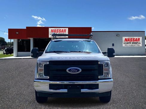 Used 2018 Ford F250 XL w/ Power Equipment Group RWD image 2