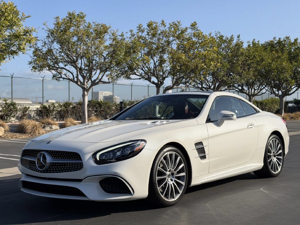 Used 2018 Mercedes-Benz SL 450 image 4
