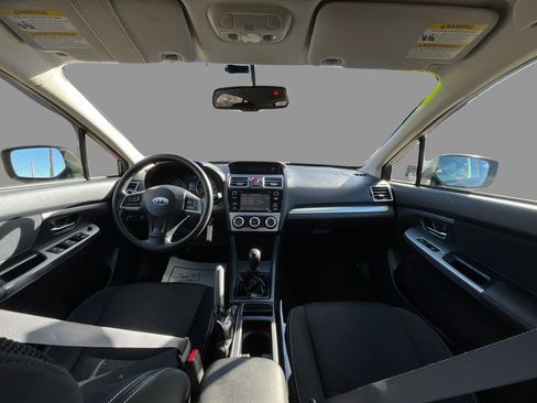 Used 2015 Subaru Crosstrek 2.0i Premium image 9