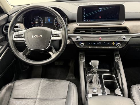 Used 2022 Kia Telluride EX w/ EX Premium Package FWD image 29