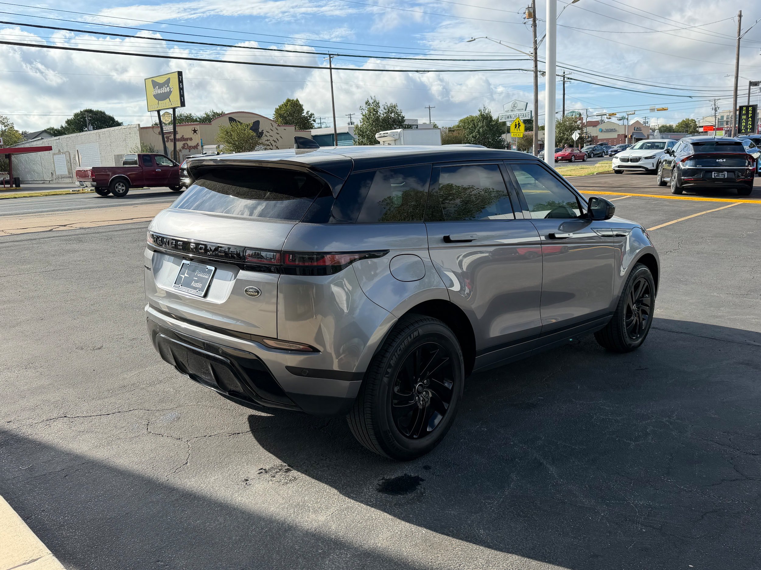Used 2023 Land Rover Range Rover Evoque S AWD/4WD image 6