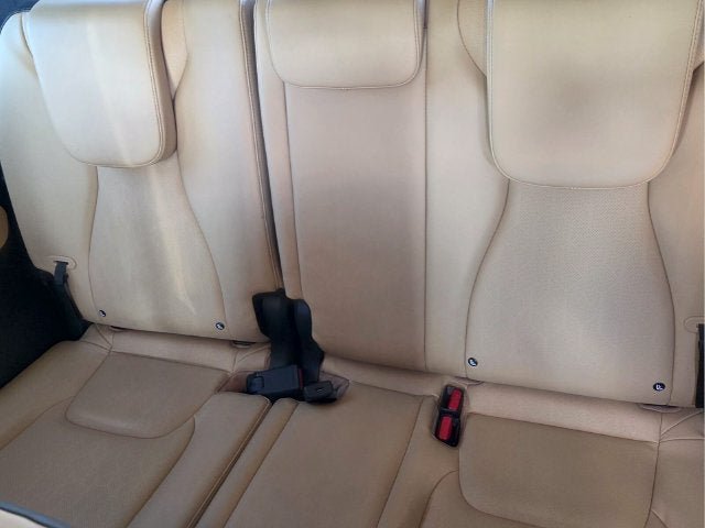 Used 2024 Kia Carnival EX FWD image 13