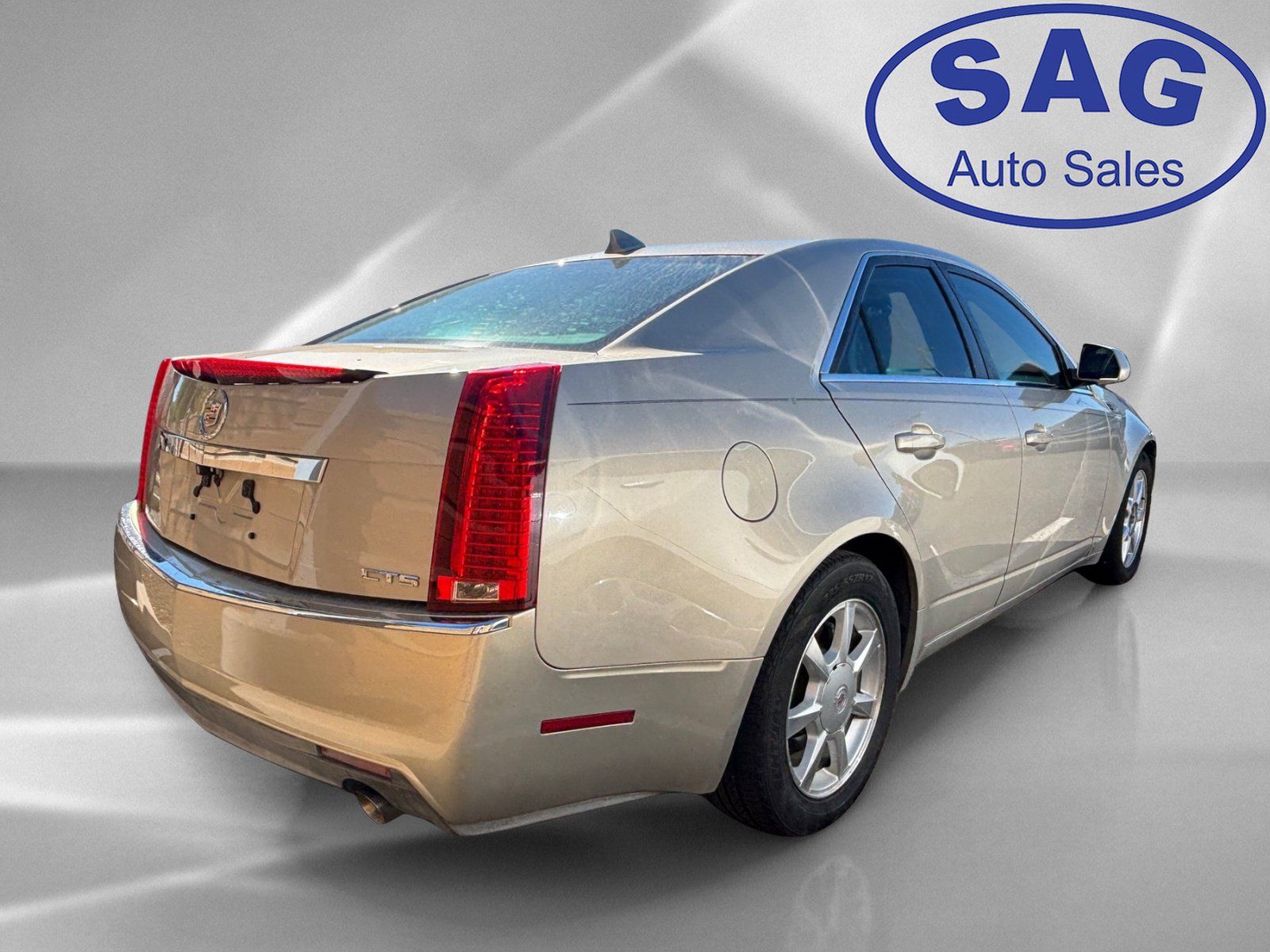 Used 2009 Cadillac CTS 3.6 w/ Wood Trim Package RWD image 3