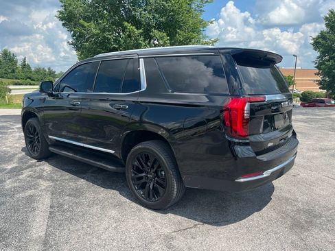 Used 2026 GMC Yukon Elevation w/ LPO, Elevation Black Package AWD/4WD image 4