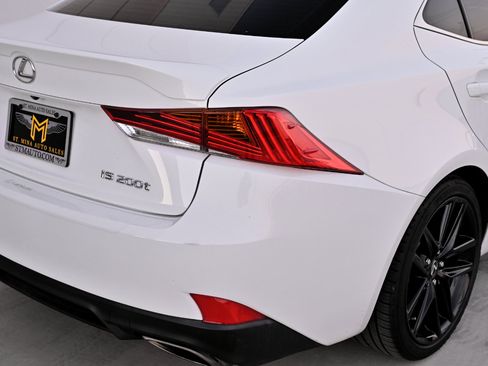 Used 2017 Lexus IS 200t IS Turbo RWD image 32
