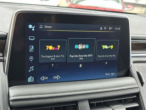 Used 2024 Chevrolet Suburban Premier w/ Premium Package 2 image 33