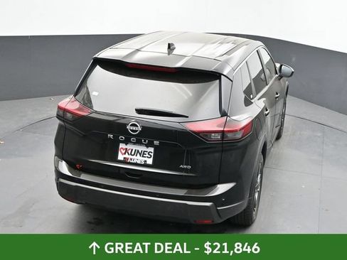 Used 2025 Nissan Rogue SV AWD/4WD image 37