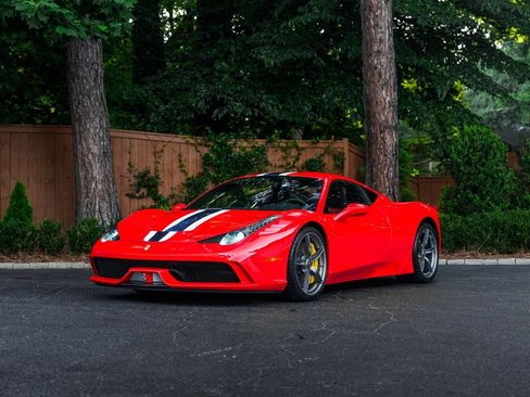 Used 2015 Ferrari 458 Speciale Coupe RWD image 1