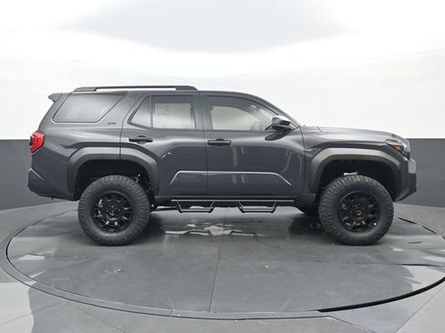 New 2026 Toyota 4Runner SR5 image 2