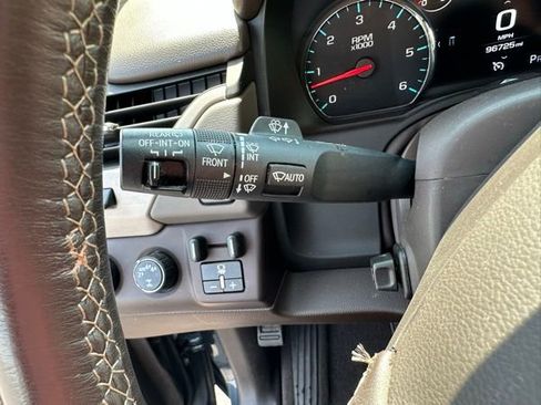 Used 2020 GMC Yukon Denali image 23