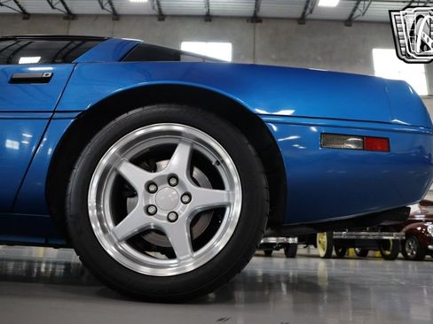 Used 1992 Chevrolet Corvette Coupe image 31