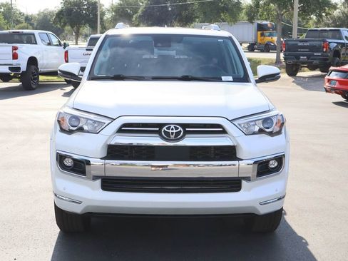 Used 2021 Toyota 4Runner Limited AWD/4WD image 4