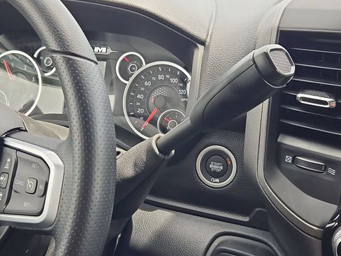 New 2026 RAM 2500 Tradesman AWD/4WD image 27