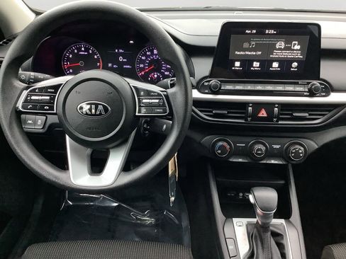 Used 2021 Kia Forte LXS FWD image 16