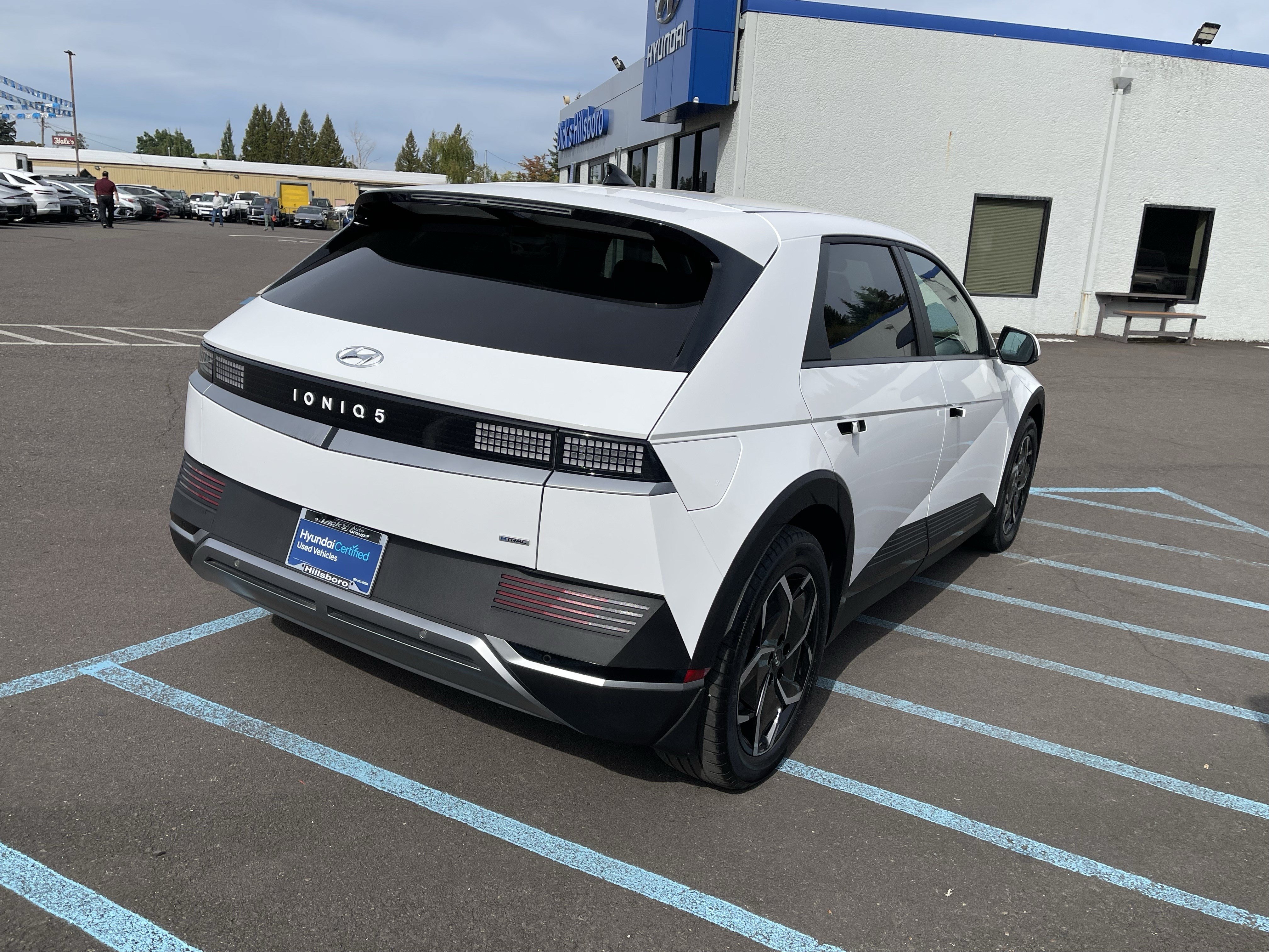 Certified 2023 Hyundai Ioniq 5 SEL AWD/4WD image 5