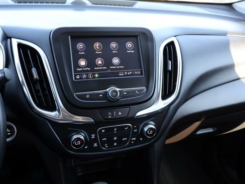 Used 2023 Chevrolet Equinox LT FWD image 19