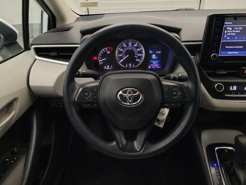 Used 2022 Toyota Corolla LE FWD image 22