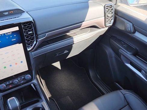 New 2025 Ford Ranger Lariat w/ FX4 Off-Road Package image 6