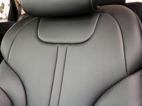 New 2026 Genesis GV80 2.5T Select image 23