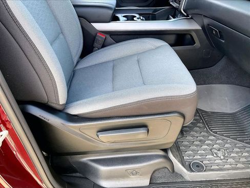 Used 2025 RAM 1500 Big Horn AWD/4WD image 35