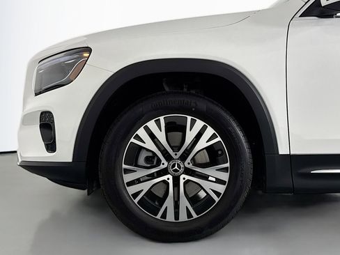 New 2026 Mercedes-Benz GLB 250 image 9