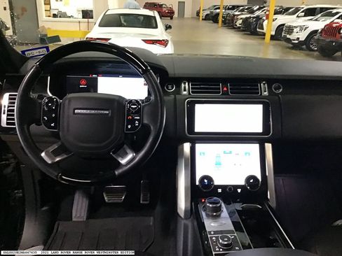 Used 2021 Land Rover Range Rover P525 Westminster Edition image 12