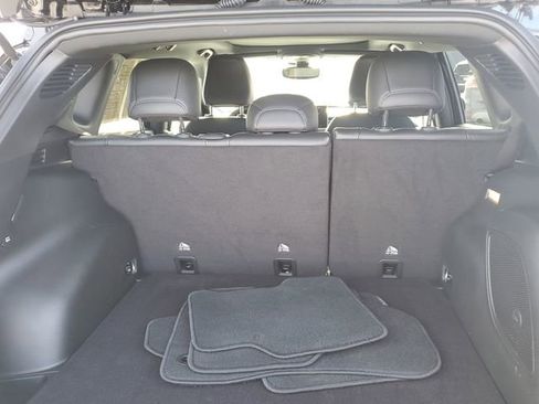 Certified 2024 Jeep Compass Limited w/ High Altitude Package image 8