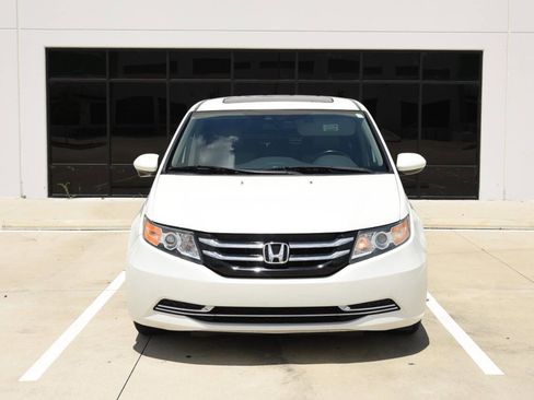 Used 2014 Honda Odyssey EX-L image 3