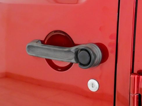 Used 2012 Jeep Wrangler Unlimited Sport image 38