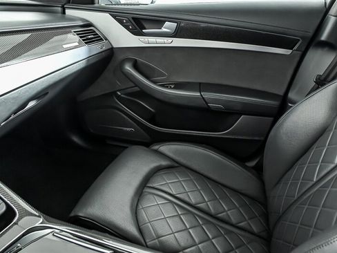 Used 2016 Audi S8 AWD/4WD image 40