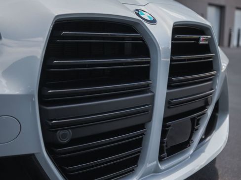 Used 2022 BMW M4 xDrive Competition w/ M Carbon Exterior Package AWD/4WD image 11