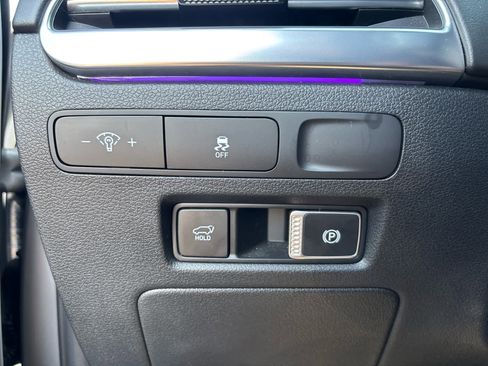 Used 2024 Hyundai Palisade Calligraphy image 16