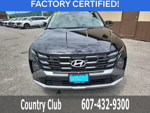 Certified 2025 Hyundai Tucson SEL AWD/4WD image 3