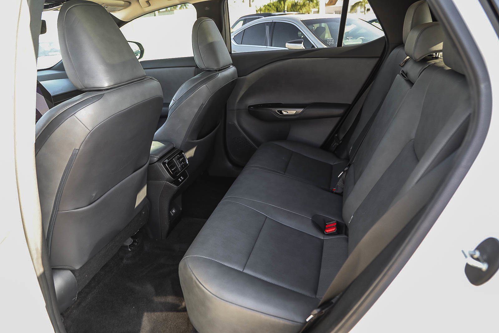 Used 2023 Lexus RZ 450e Premium w/ Technology Package AWD/4WD image 18
