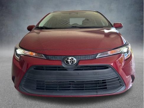 Used 2024 Toyota Corolla LE FWD image 10