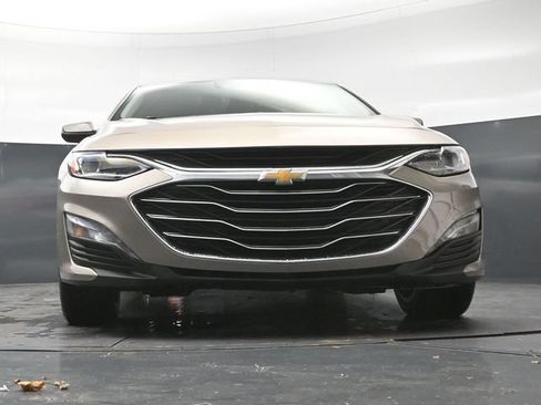 Used 2024 Chevrolet Malibu LT FWD image 26