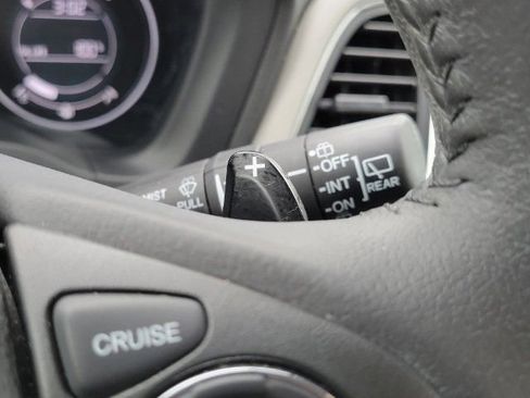 Used 2018 Honda HR-V EX-L image 18
