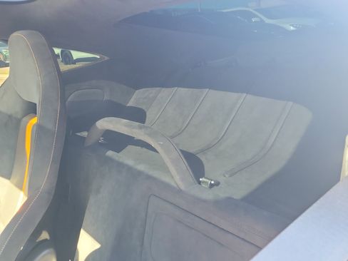 Used 2017 McLaren 570S image 7