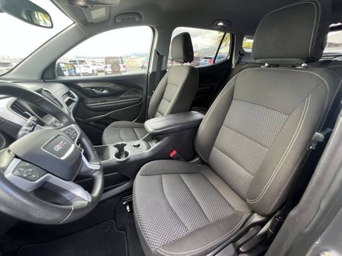 Used 2024 GMC Terrain SLE FWD image 26