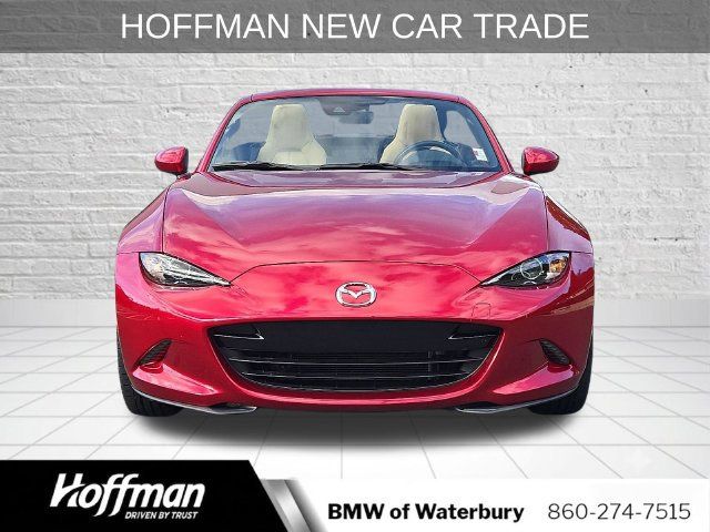 Used 2020 MAZDA MX-5 Miata RF Grand Touring RWD image 3