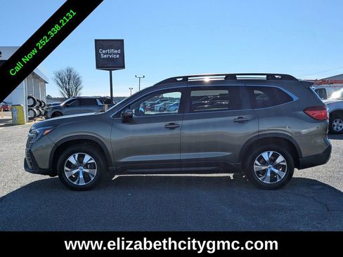 Used 2023 Subaru Ascent Premium w/ Convenience Package image 7