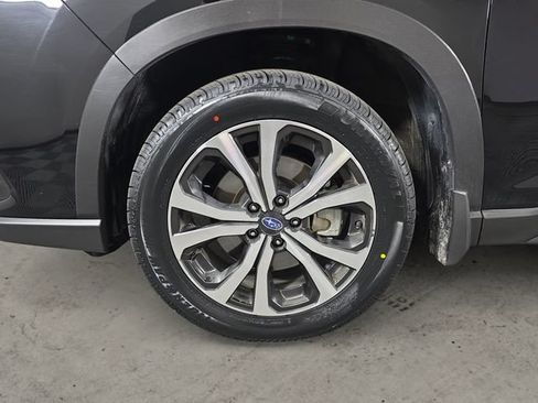 Certified 2023 Subaru Forester Limited AWD/4WD image 9