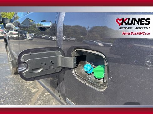 New 2025 GMC Sierra 3500 SLT image 17