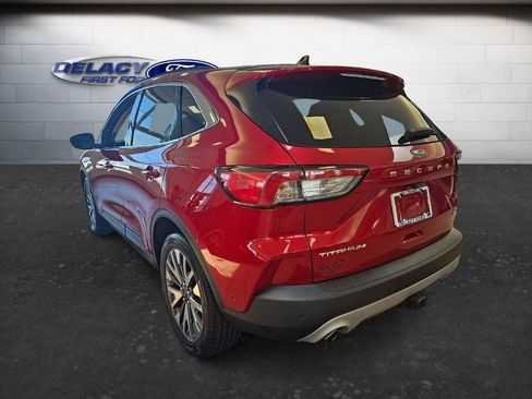 Used 2020 Ford Escape Titanium AWD/4WD image 4