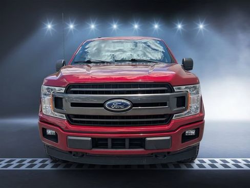 Used 2018 Ford F150 XLT w/ Equipment Group 302A Luxury AWD/4WD image 8