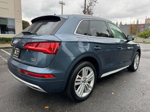 Used 2018 Audi Q5 2.0T Premium Plus w/ Premium Plus Package image 11