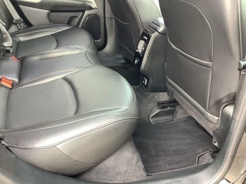 Used 2023 Jeep Compass Limited w/ Sun and Sound Group AWD/4WD image 23