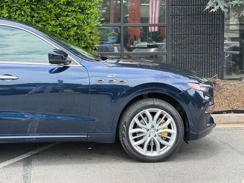 Used 2022 Maserati Levante GT AWD/4WD image 23